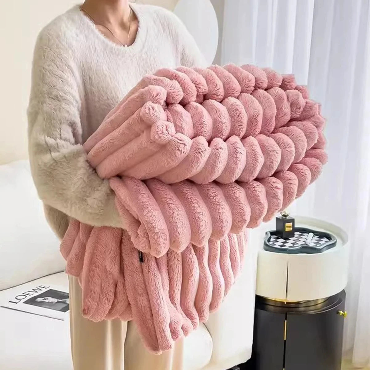 Ribbed Polyester Blanket