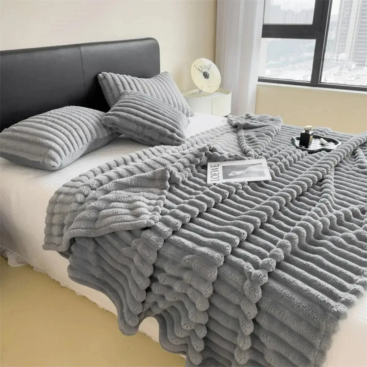 Ribbed Polyester Blanket