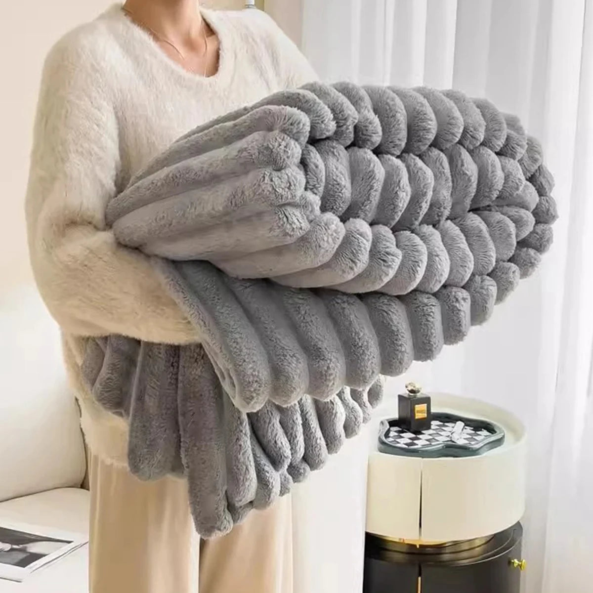 Ribbed Polyester Blanket