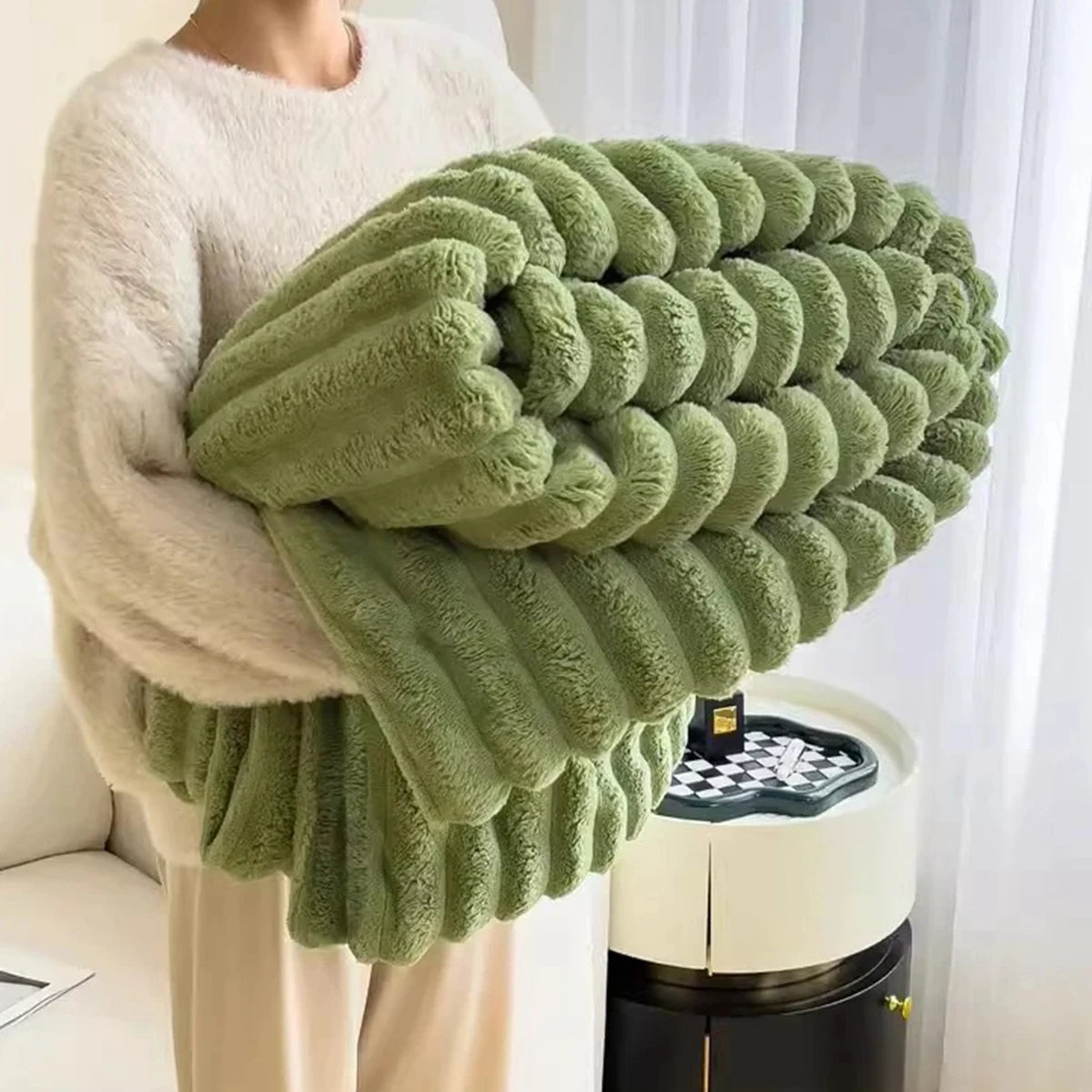 Ribbed Polyester Blanket