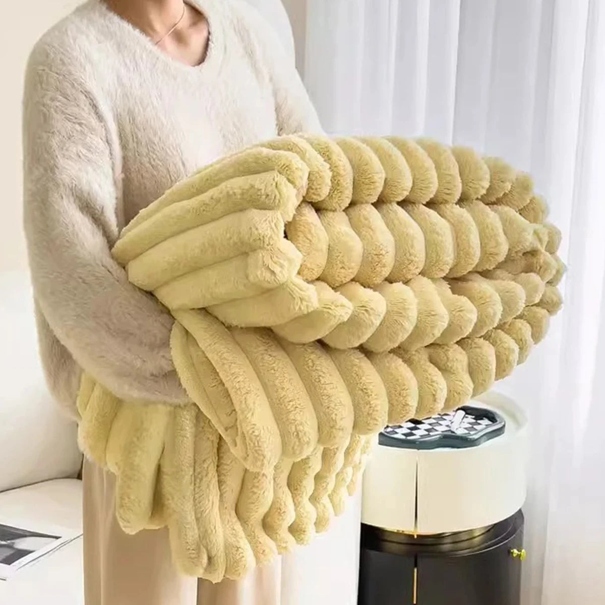 Ribbed Polyester Blanket