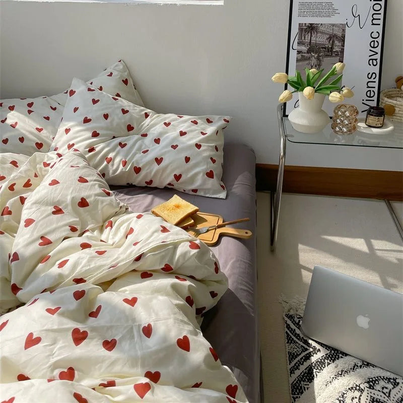 Red Hearts Bedding Set