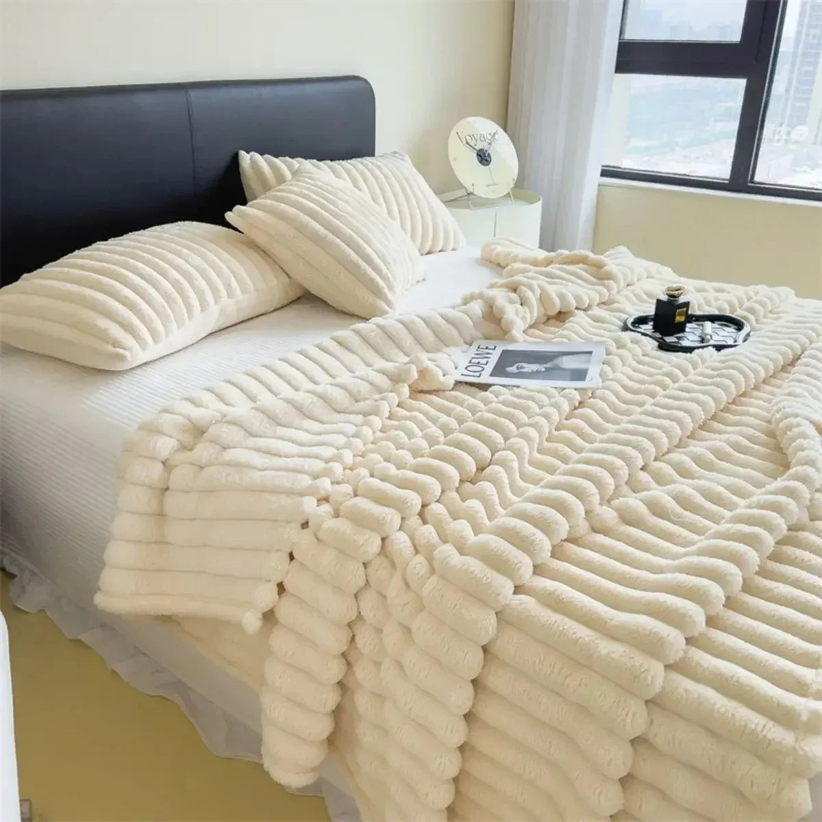 Ribbed Polyester Blanket